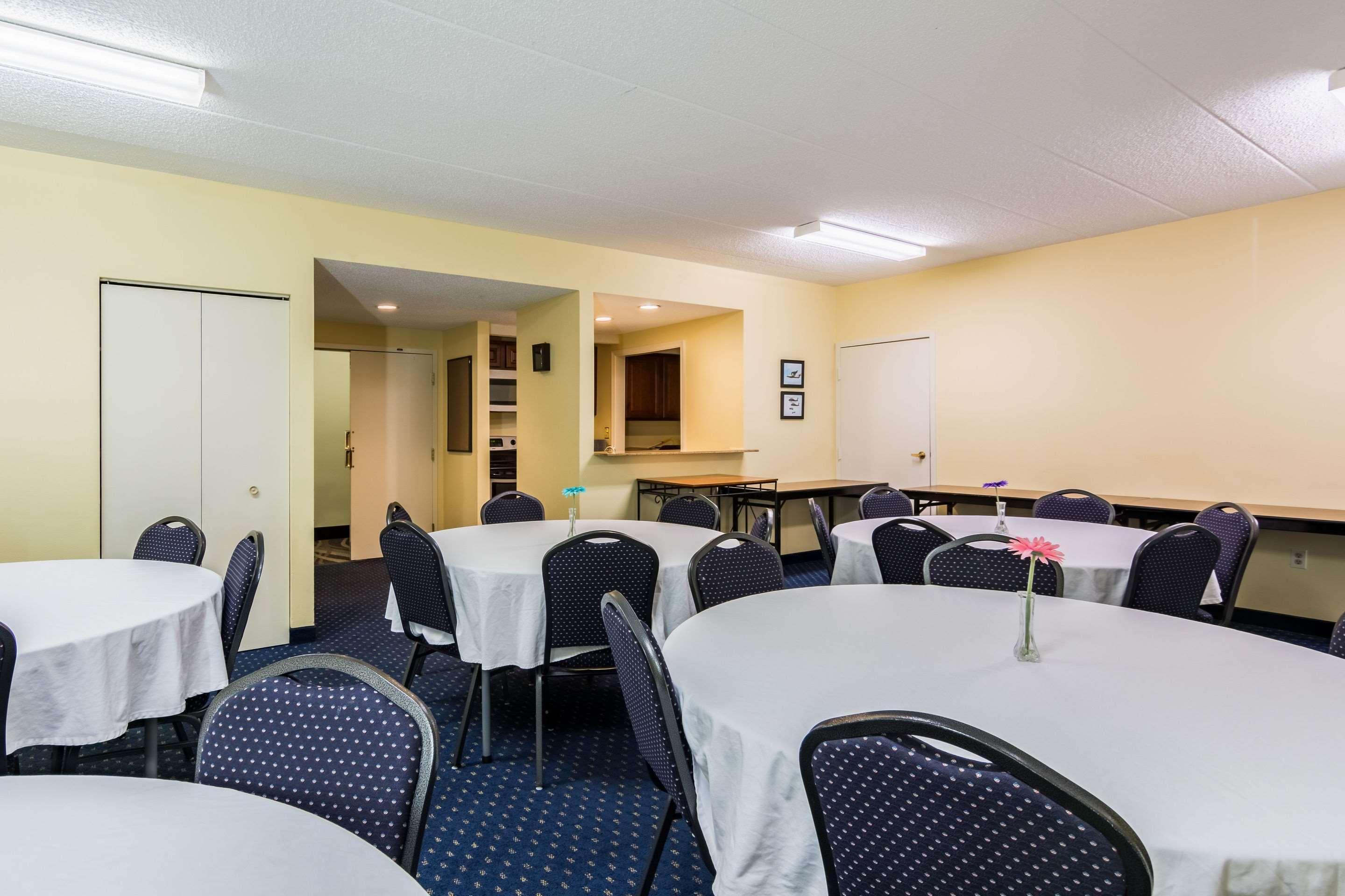 Comfort Inn At Joint Base Andrews Clinton Exteriér fotografie